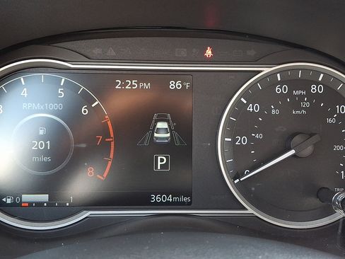 Used 2025 Nissan Versa SV w/ Trunk Package FWD image 22