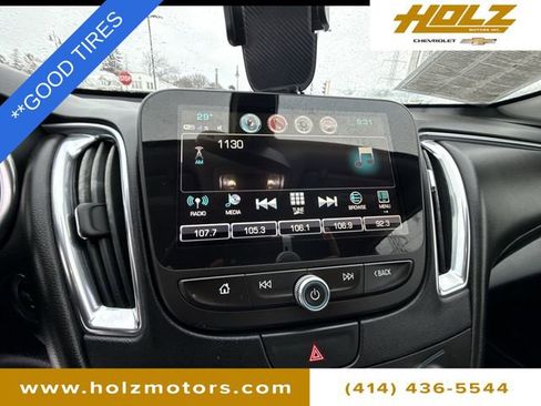 Certified 2018 Chevrolet Malibu LT w/ Leather Package image 14