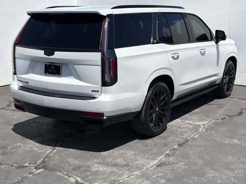 Certified 2023 Cadillac Escalade Premium Luxury w/ Performance Package AWD/4WD image 8