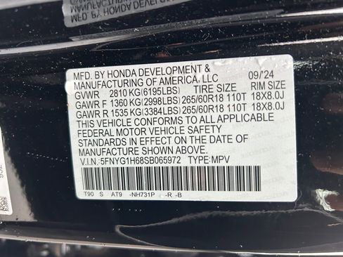 Used 2025 Honda Pilot TrailSport image 34