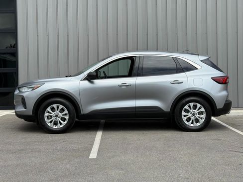 Used 2024 Ford Escape Active AWD/4WD image 8