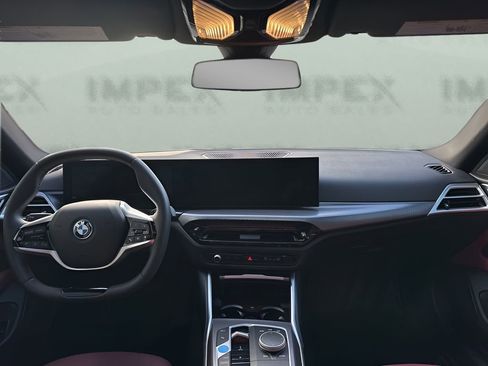 Used 2025 BMW i4 eDrive40 image 14