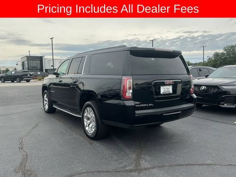 Used 2016 GMC Yukon XL SLT w/ Open Road Package RWD image 3