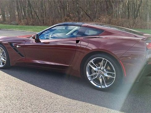 Used 2019 Chevrolet Corvette Stingray Coupe w/ 2LT Preferred Equipment Group image 6