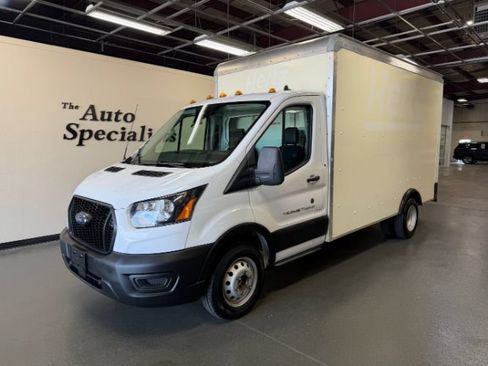 Used 2022 Ford Transit 350 DRW RWD image 1
