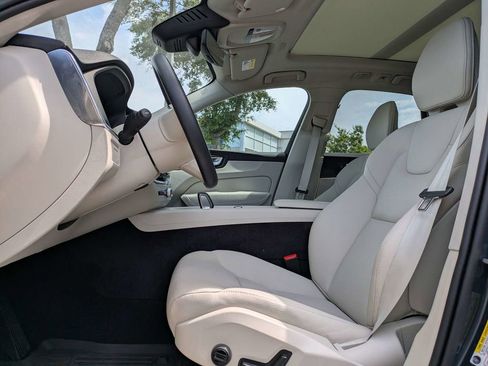 Certified 2024 Volvo XC60 T8 Plus w/ Protection Package Premier AWD/4WD image 2