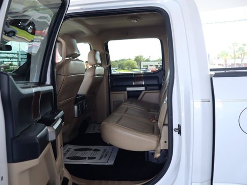 Used 2016 Ford F150 Lariat w/ Equipment Group 501A Mid RWD image 28