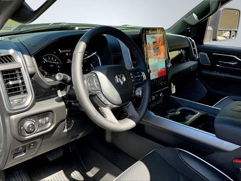 New 2026 RAM 1500 Laramie AWD/4WD image 6