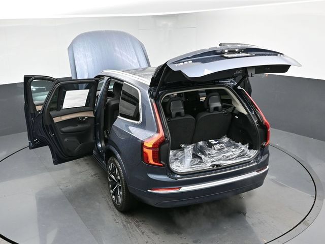 New 2026 Volvo XC90 B6 Plus w/ Protection Package Premier AWD/4WD image 53