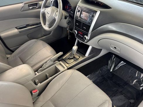 Used 2012 Subaru Forester 2.5X Touring AWD/4WD image 32