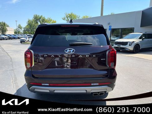 Used 2023 Hyundai Palisade Limited w/ Cargo Package AWD/4WD image 9