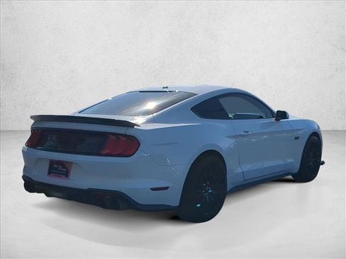 Used 2020 Ford Mustang GT image 5