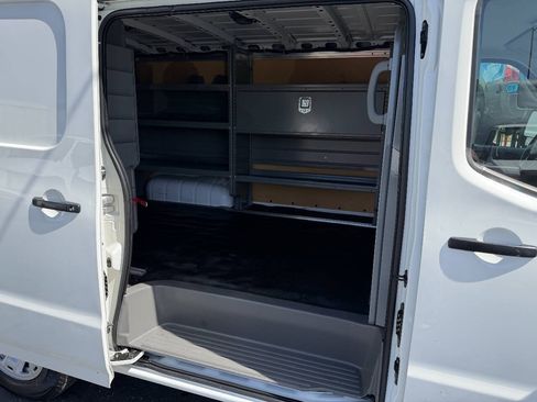 Used 2021 Nissan NV 2500 SV RWD image 14