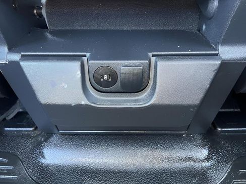 Used 2024 Ford F450 XL image 40