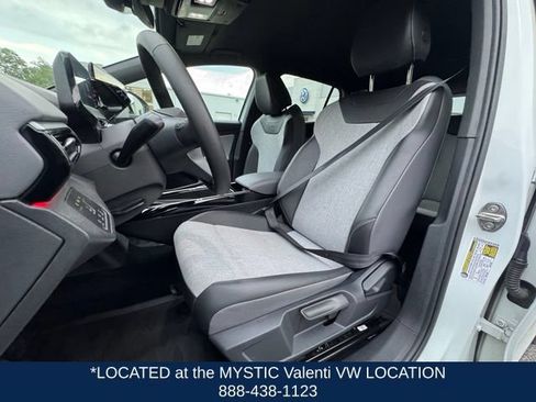 Certified 2023 Volkswagen ID.4 Pro AWD/4WD image 31