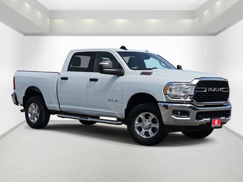 Used 2024 RAM 2500 Big Horn image 1