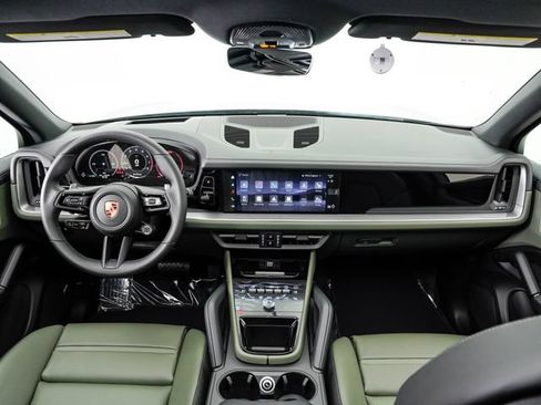 New 2026 Porsche Cayenne AWD/4WD image 21