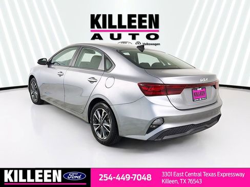 Used 2024 Kia Forte LXS image 6