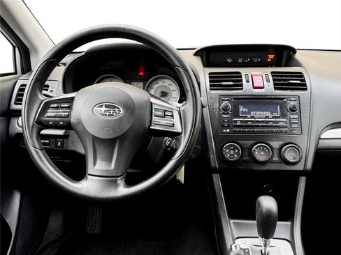 Used 2012 Subaru Impreza 2.0i Premium image 10