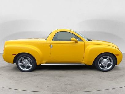 Used 2004 Chevrolet SSR w/ Preferred Equipment Group