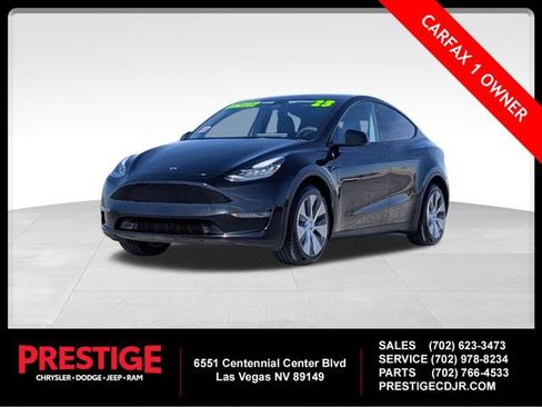 Used 2023 Tesla Model Y Long Range image 1
