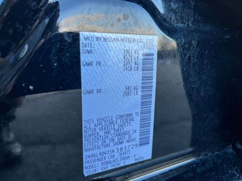 Used 2025 Nissan Altima 2.5 SV image 29