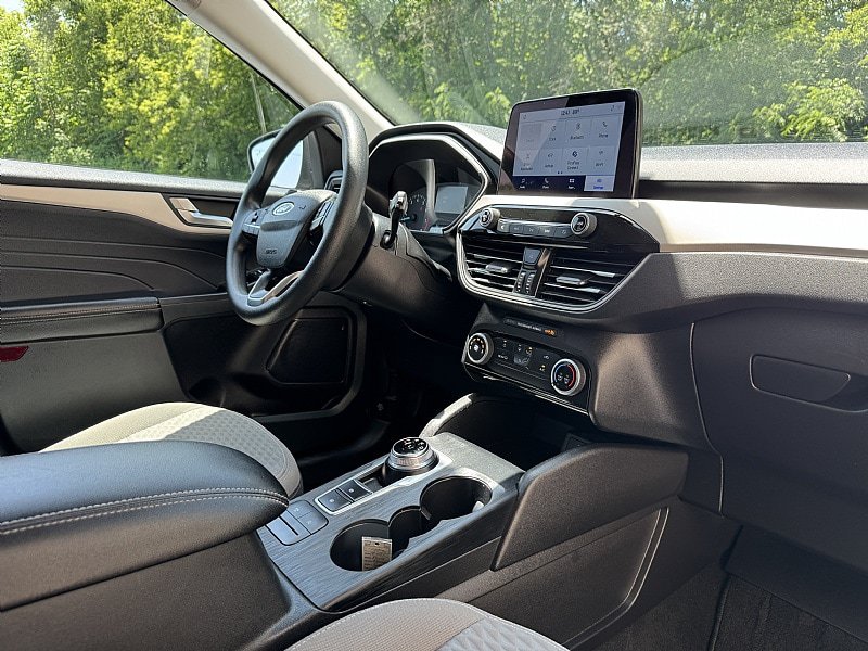 Used 2021 Ford Escape SE w/ SE Sport Appearance Package AWD/4WD image 11