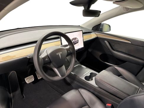 Certified 2023 Tesla Model Y Performance AWD/4WD image 9