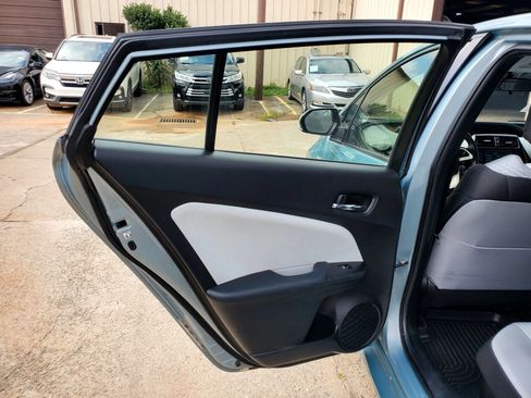 Used 2017 Toyota Prius Three w/ Carpet Mat Package FWD image 26