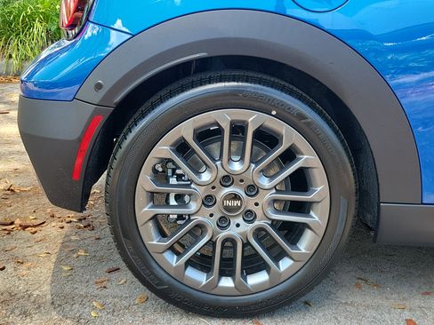 New 2026 MINI Cooper S FWD image 11