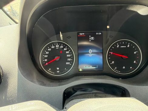 Used 2023 Mercedes-Benz Sprinter 2500 image 19