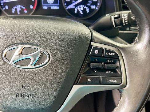 Used 2018 Hyundai Elantra Value Edition image 19