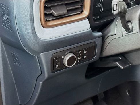 Used 2024 Ford Maverick Lariat image 10