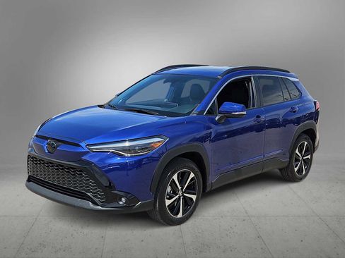 Used 2023 Toyota Corolla Cross AWD Hybrid w/ Convenience Package image 4