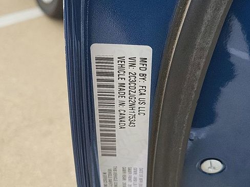 Used 2022 Dodge Challenger GT image 31