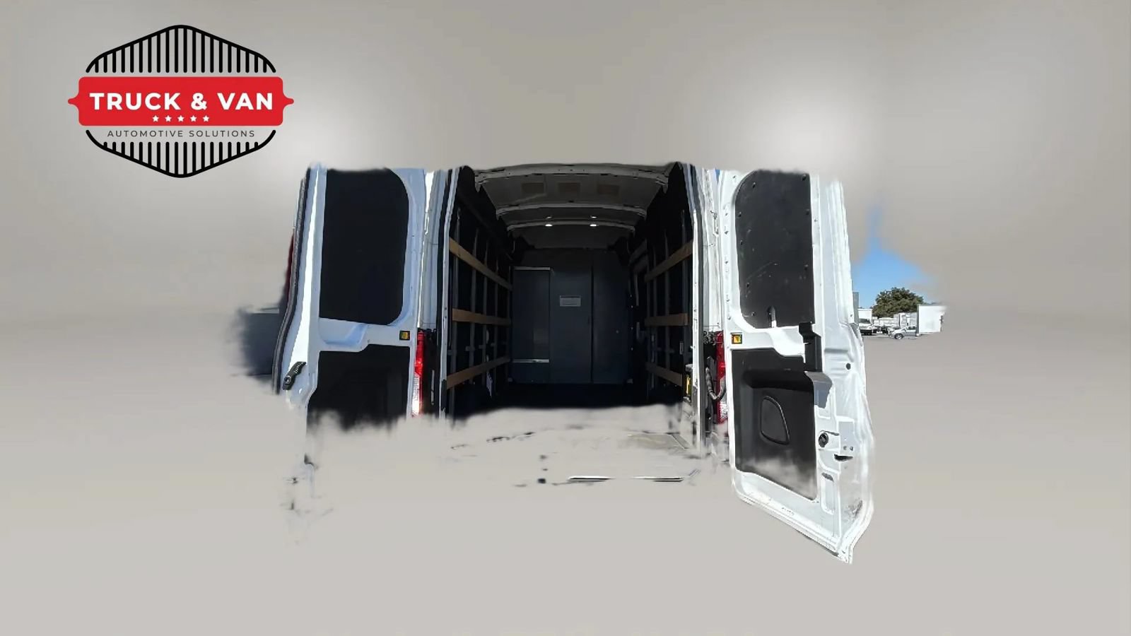 Used 2022 Ford E-Transit 148 High Roof w/ Load Area Protection Package RWD image 46