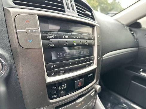 Used 2013 Lexus IS 250 image 4