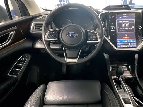 Used 2023 Subaru Ascent Touring AWD/4WD image 18