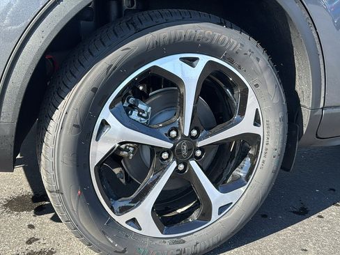 New 2026 Ford Escape ST-Line Select w/ Tech Pack #2 AWD/4WD image 12