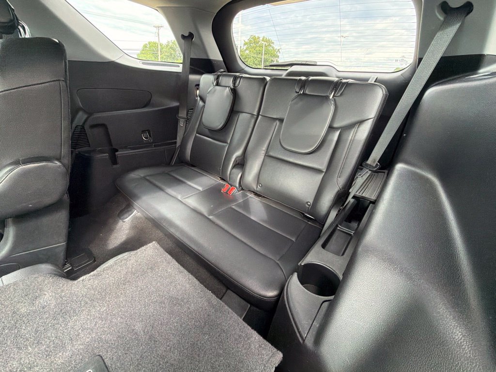 Used 2021 Ford Explorer XLT w/ Equipment Group 202A AWD/4WD image 25