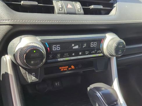 Certified 2019 Toyota RAV4 XLE Premium FWD image 23