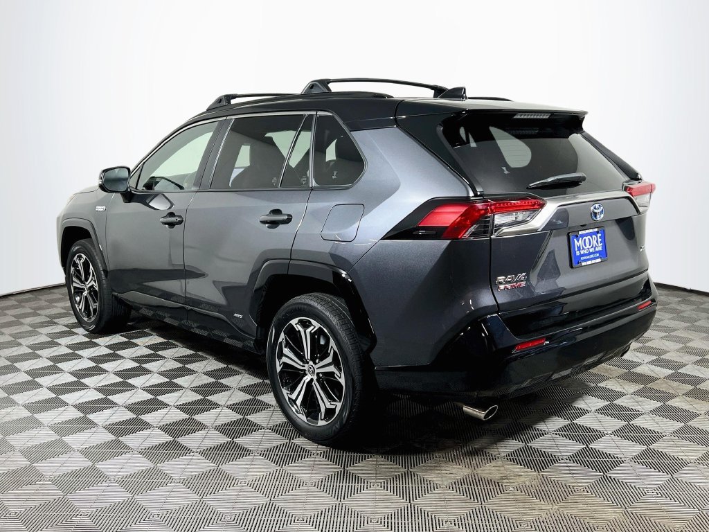 Certified 2023 Toyota RAV4 XSE w/ Weather Package AWD/4WD image 5