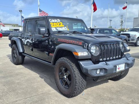 Used 2022 Jeep Gladiator Mojave AWD/4WD image 3
