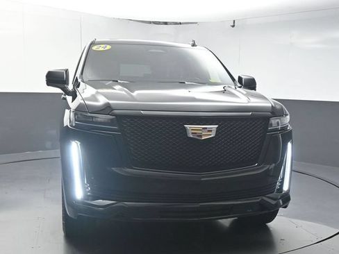 Used 2024 Cadillac Escalade Sport Platinum w/ Heavy-Duty Trailer Package AWD/4WD image 3