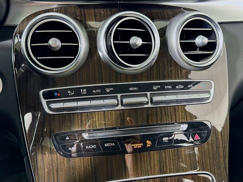 Used 2016 Mercedes-Benz GLC 300 4MATIC image 15