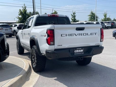 Used 2023 Chevrolet Colorado ZR2 w/ ZR2 Convenience Package III AWD/4WD image 5