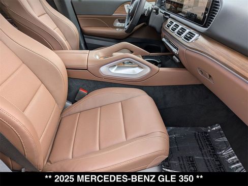 Certified 2025 Mercedes-Benz GLE 350 4MATIC image 31