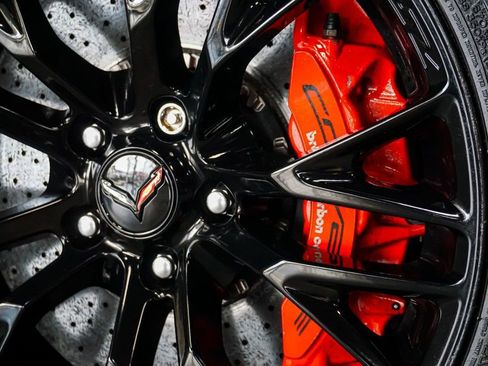 Used 2015 Chevrolet Corvette Z06 w/ Z07 Performance Package RWD image 68