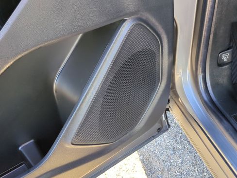 Used 2022 Ford Explorer ST w/ Equipment Group 401A image 12