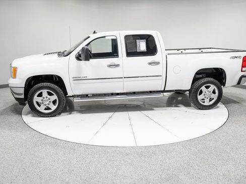 Used 2014 GMC Sierra 2500 SLE w/ HD SLE Premium Package AWD/4WD image 26